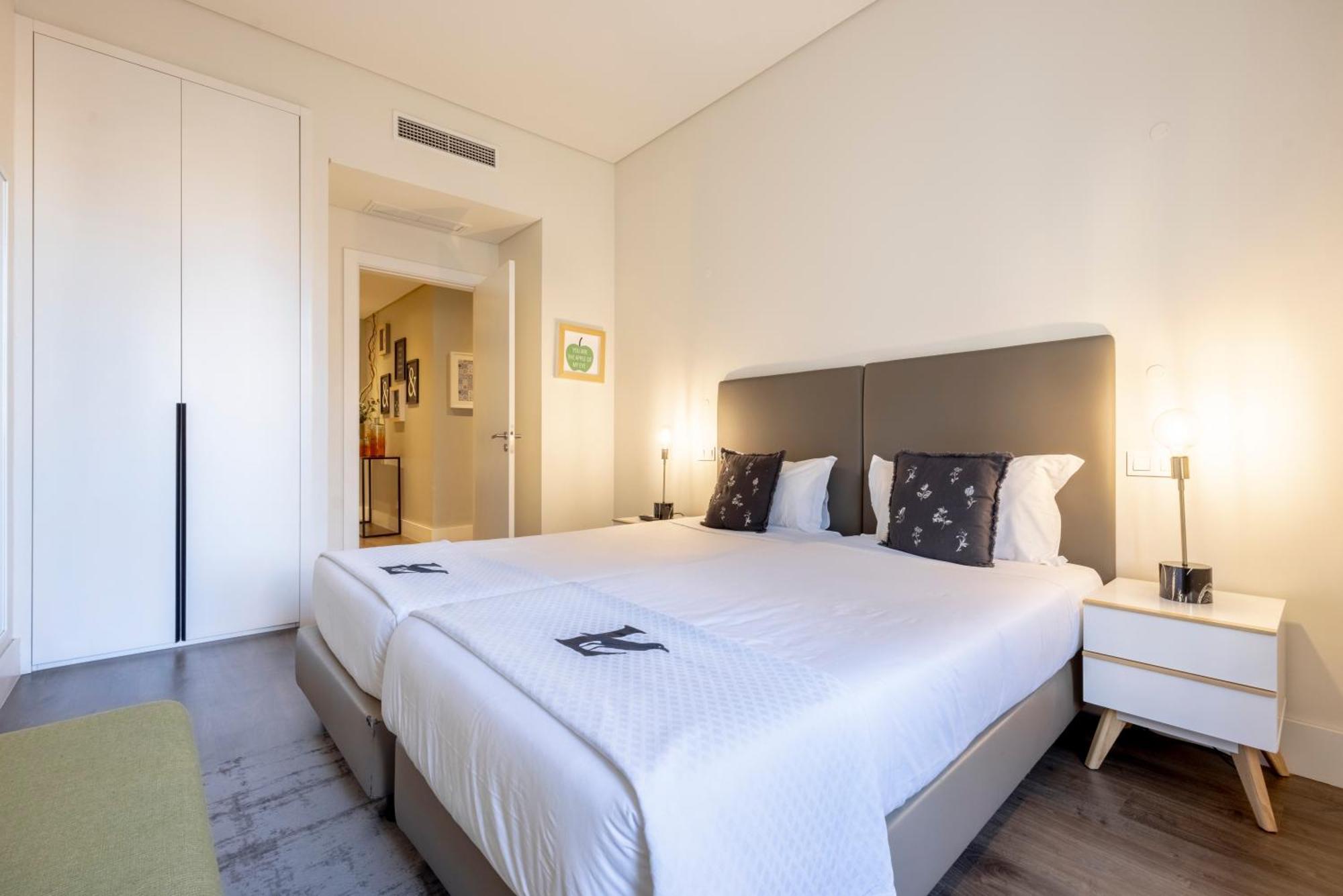 Chiado Mercy Apartments | Lisbon Best Apartments Exterior photo
